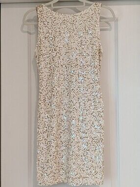 Alice + Olivia Ivory Champagne Sequin Sheath Mini Dress Size 0 Never Worn